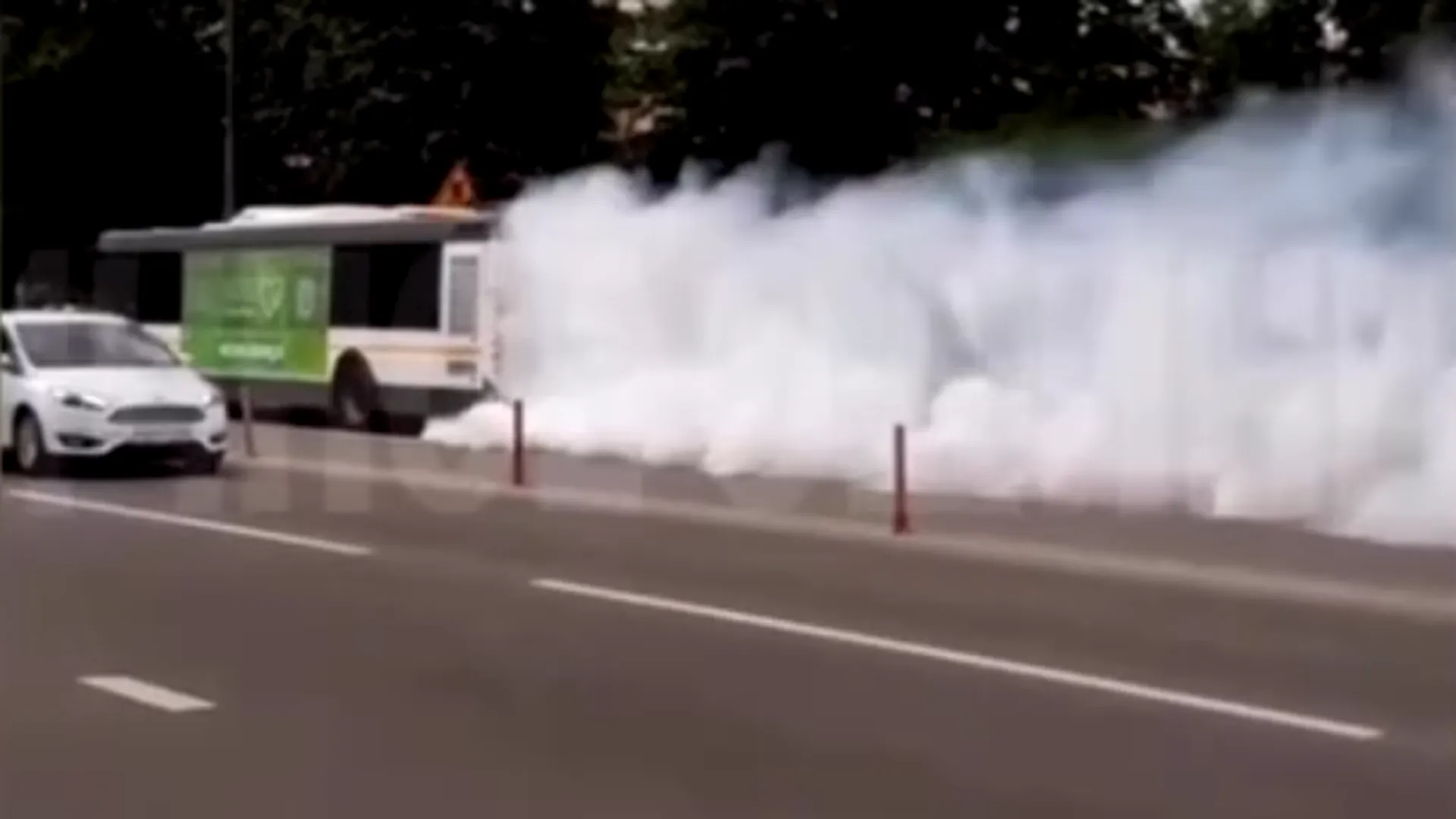 Сломавшийся автобус создал «дымовую завесу» в Одинцово