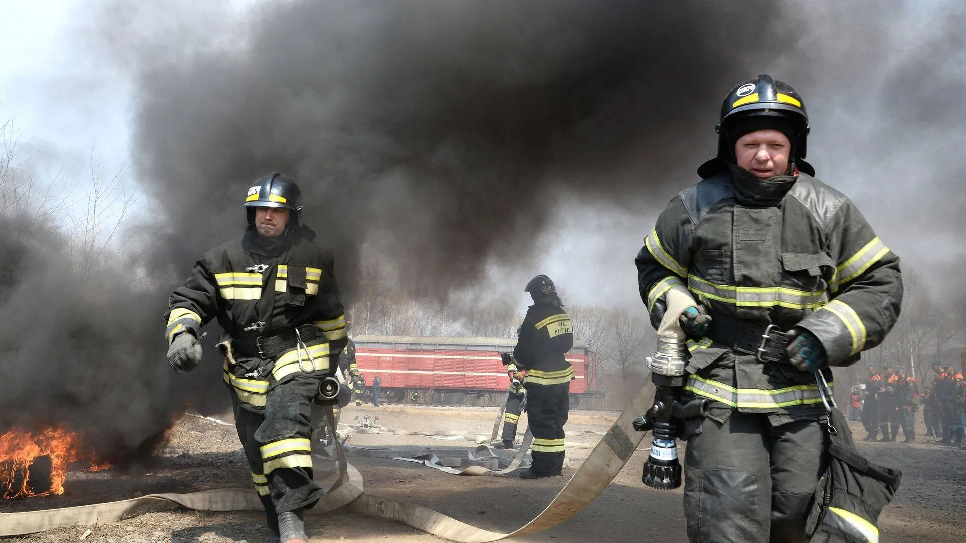 Пожары в Ровеньках после обстрела ВСУ ликвидировали