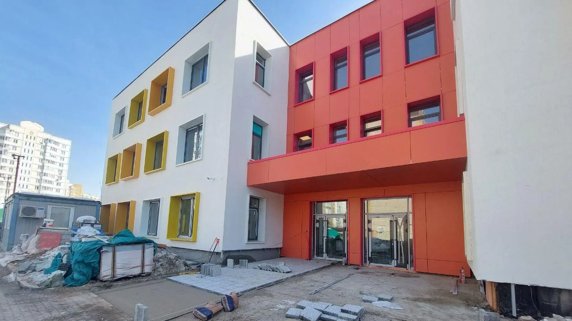 Строительство нового детского сада завершается в Мытищах