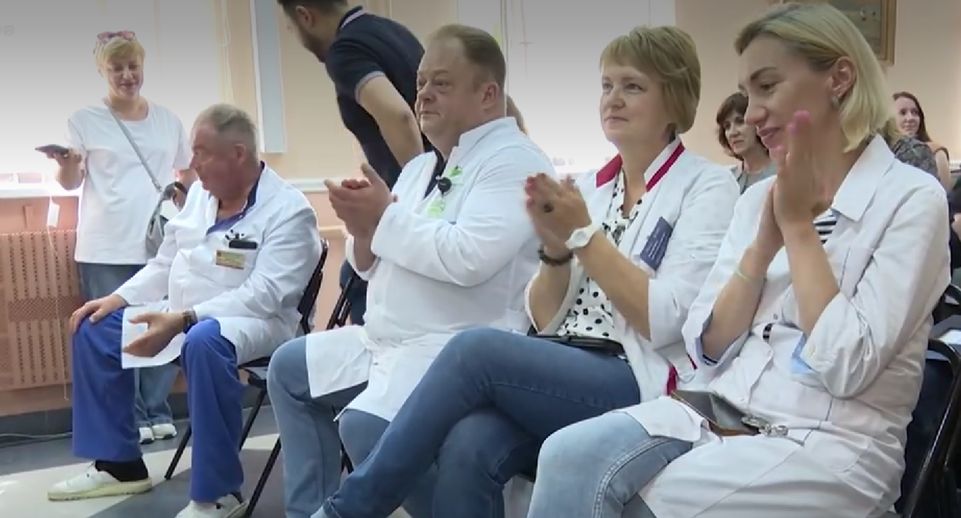 Более 100 человек наградили в День медицинского работника в Реутове