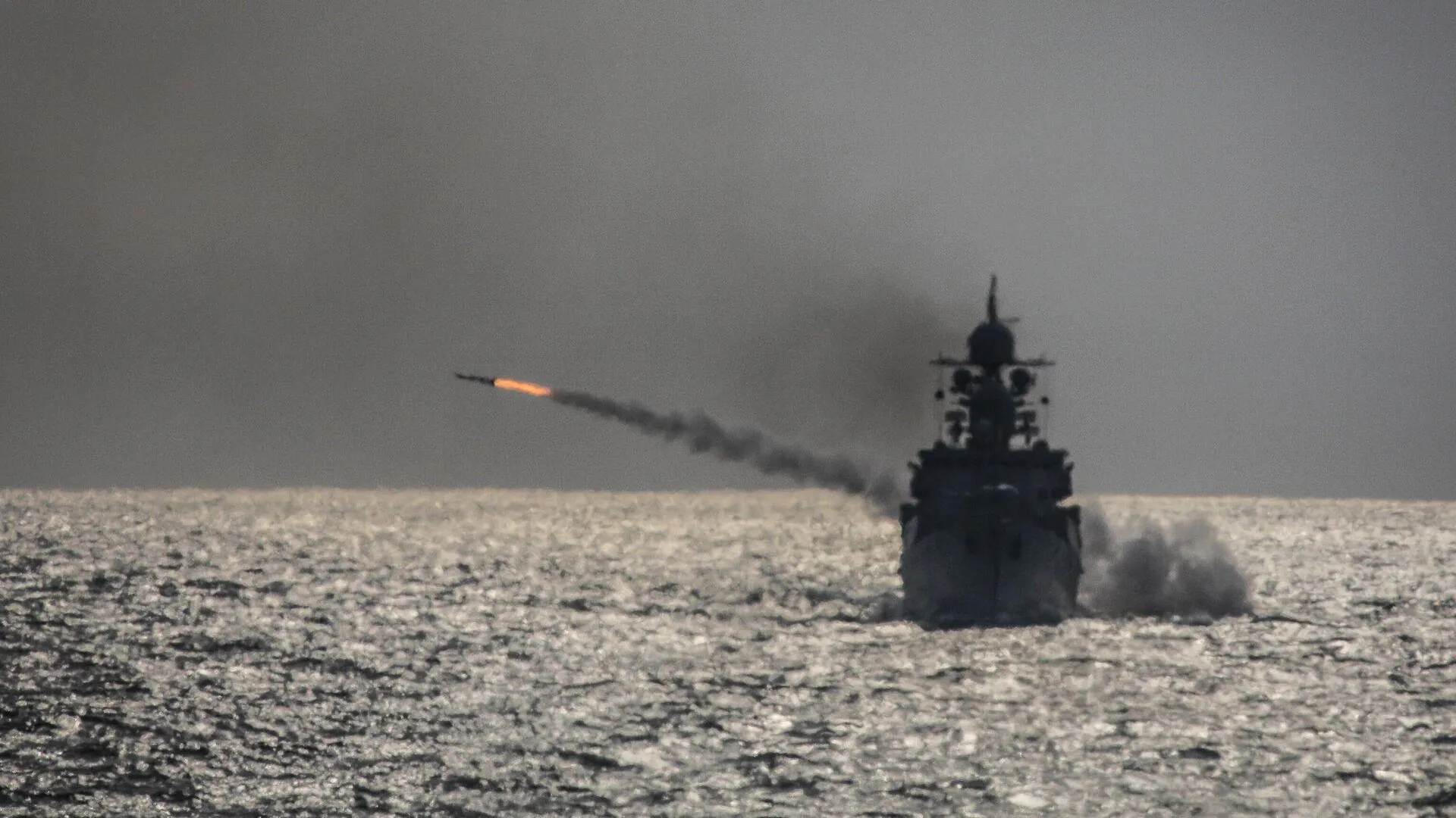 ВМФ России уничтожил 11 безэкипажных катеров ВСУ в Черном море