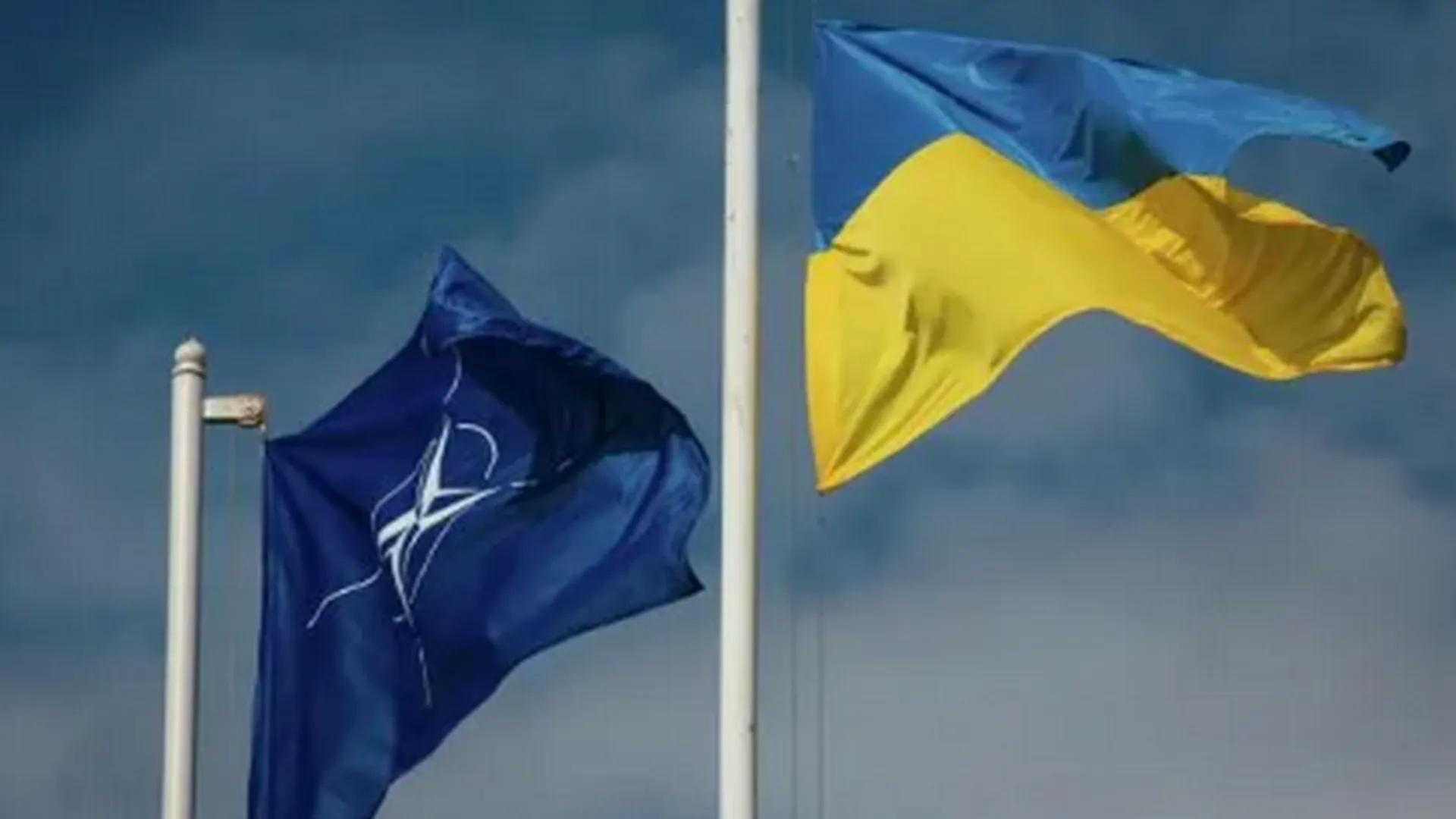 Кулеба усомнился в способности НАТО собрать 100 млрд евро для Украины