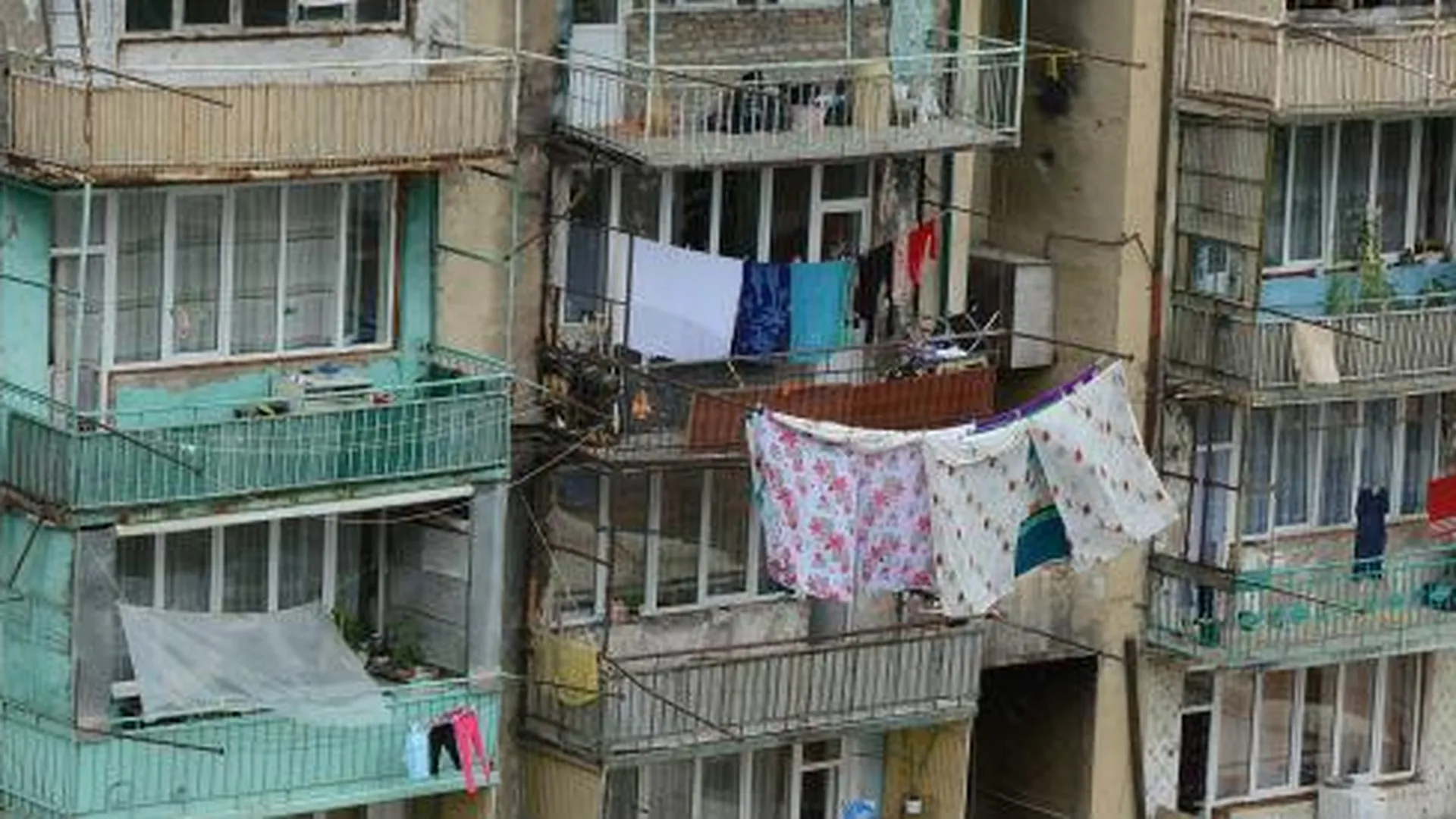 Три тысячи жителей аварийных домов в Подмосковье получат новые квартиры в июне