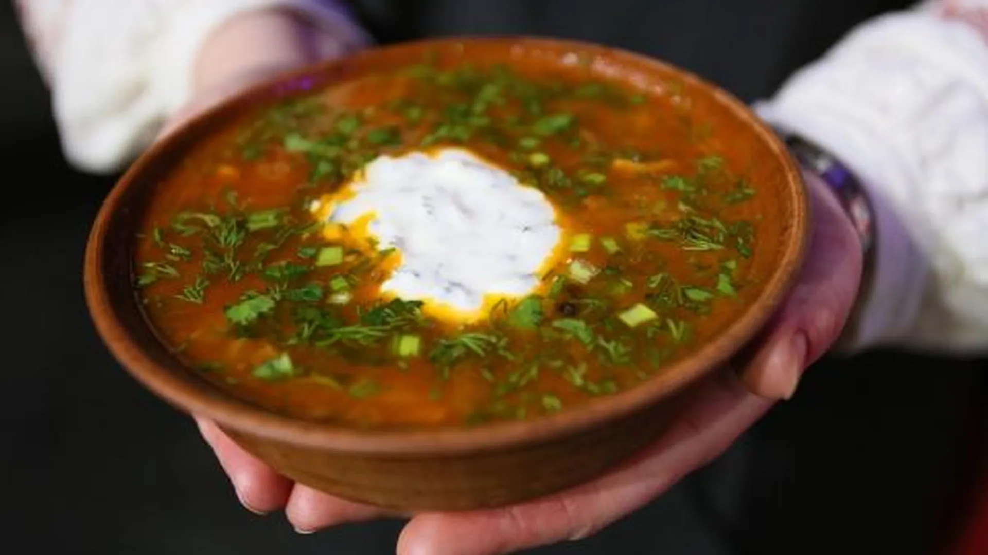 Врач Жиляев назвал категории людей, которым необходимо ежедневно употреблять в пищу супы