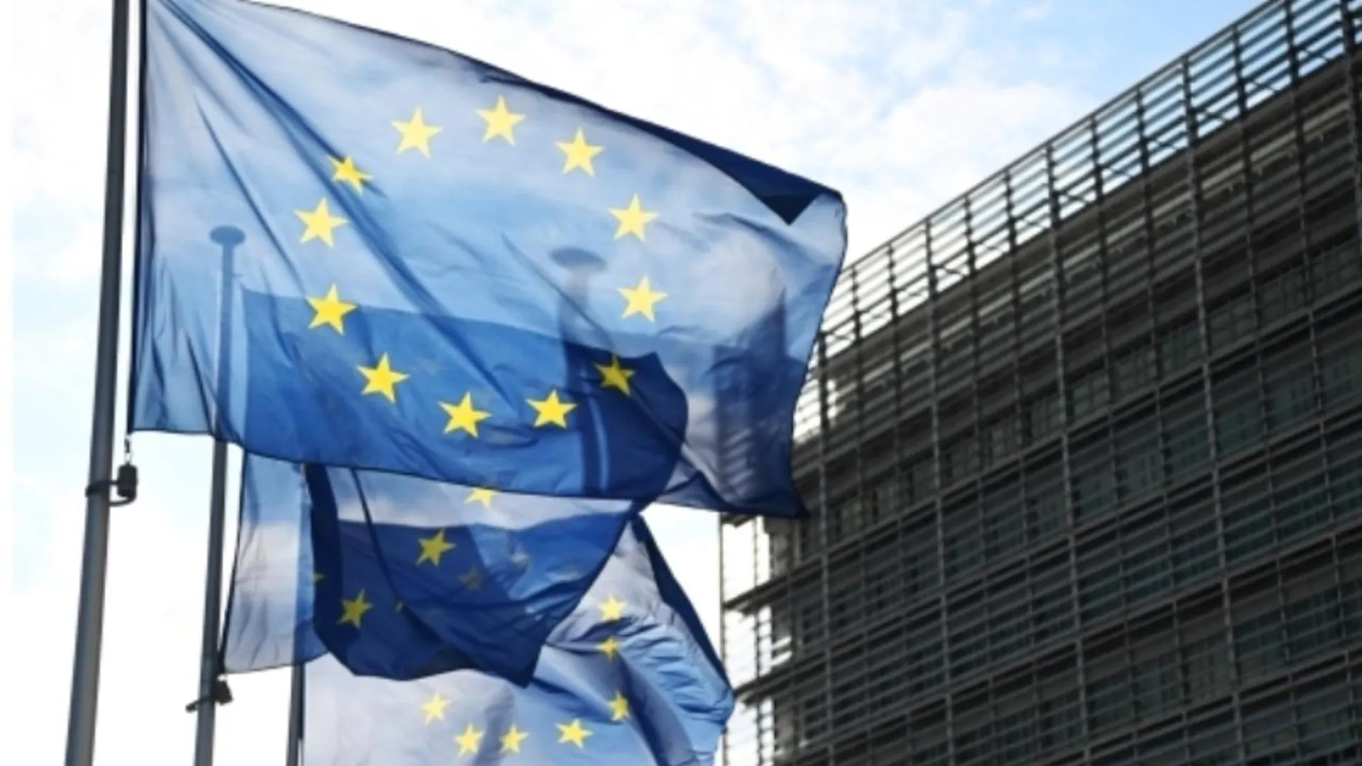 Bloomberg: Франция и Германия борются между собой за звание флагмана промышленности в ЕС