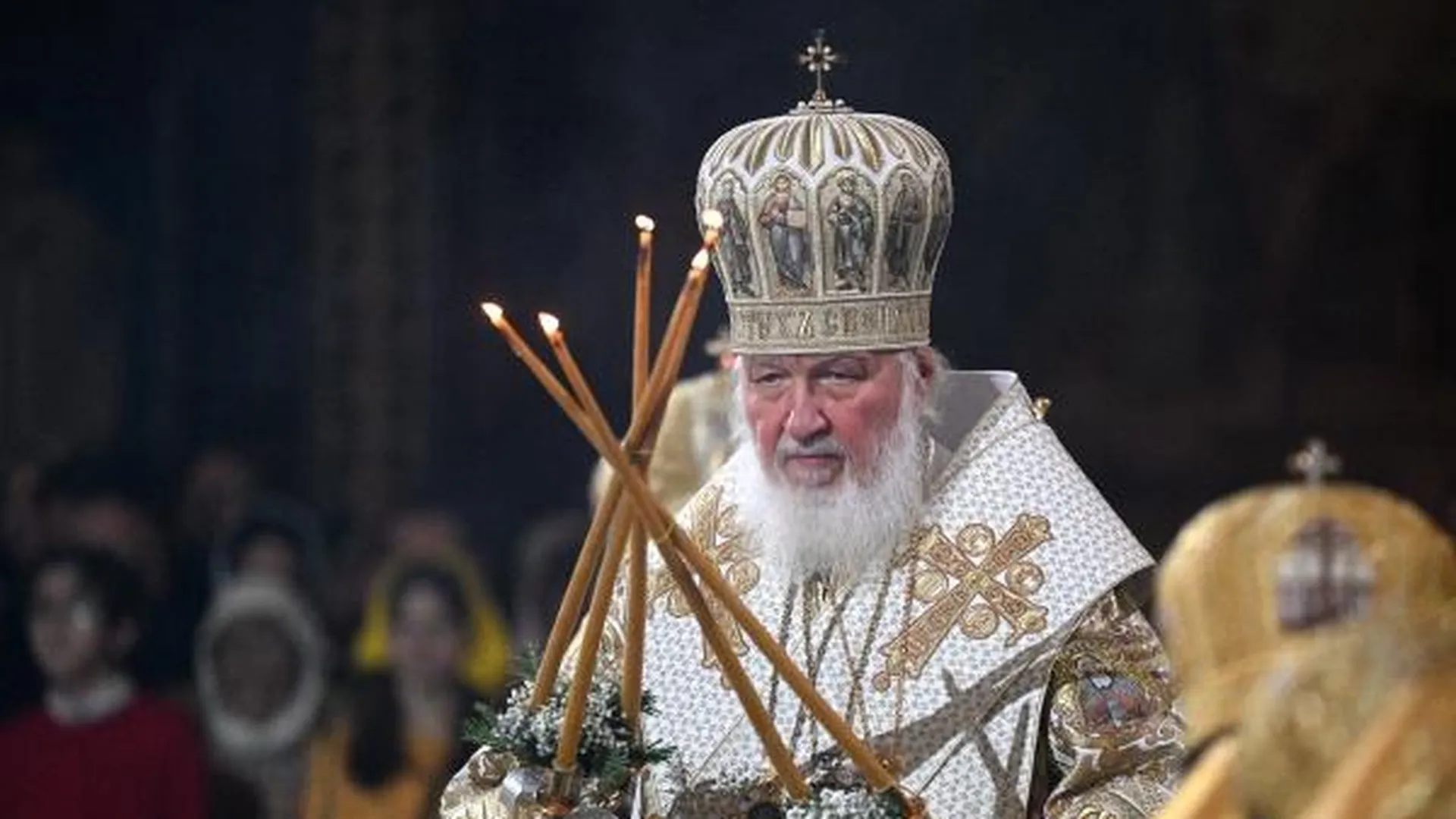«Не надо отталкивать». Патриарх Кирилл высказался об уехавших россиянах