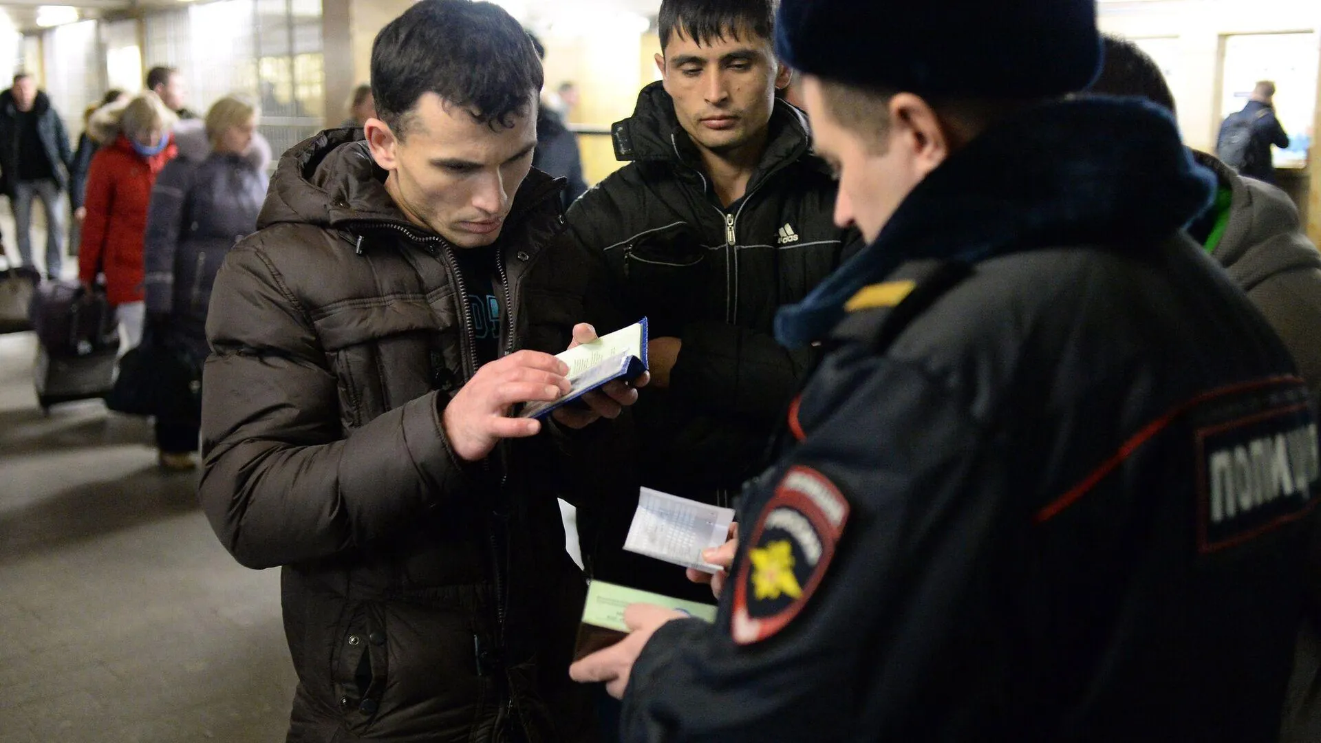 Почти 400 бывших иностранцев лишили российского гражданства из-за преступлений