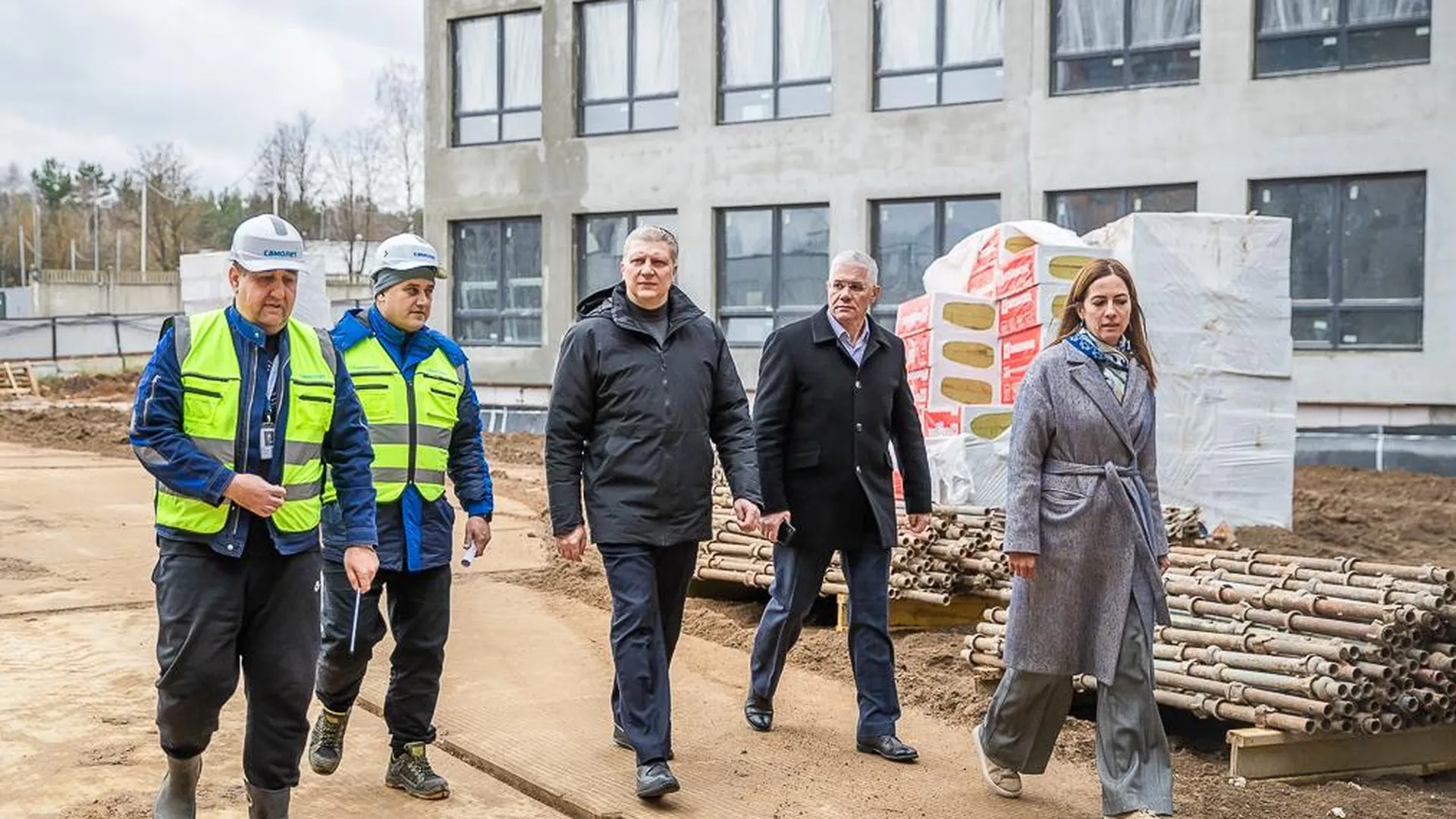 В Одинцовском городском округе проверили строительство школы