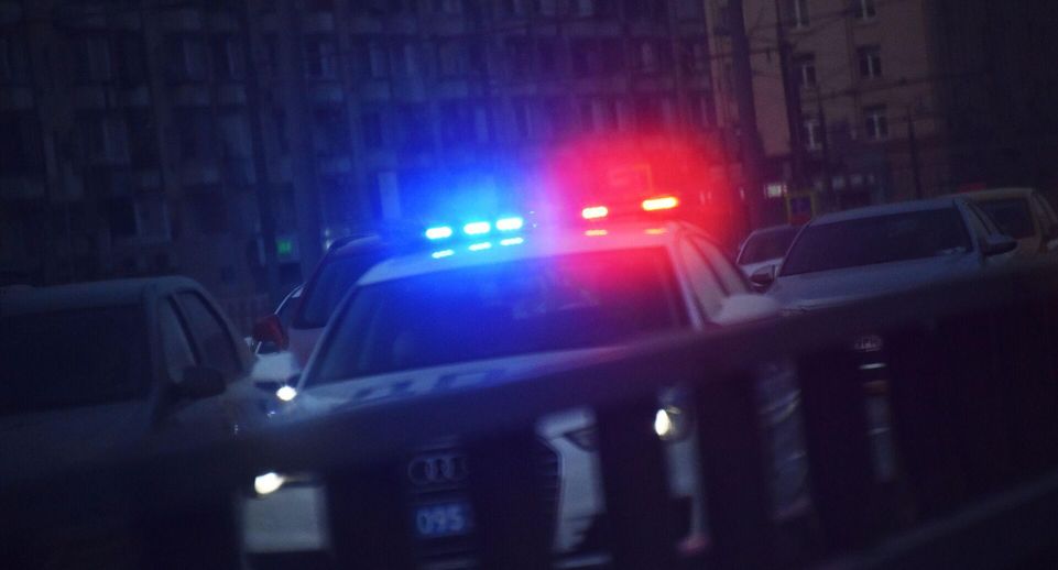 Полиция Челябинска начала проверку ночной драки со стрельбой и взрывами во дворе