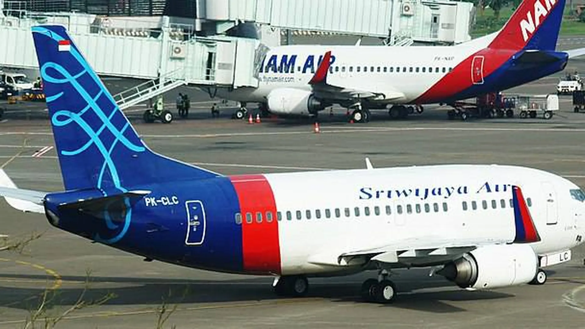Речевой самописец Boeing 737 обнаружили в Индонезии спустя почти 3 месяца после авиакатастрофы