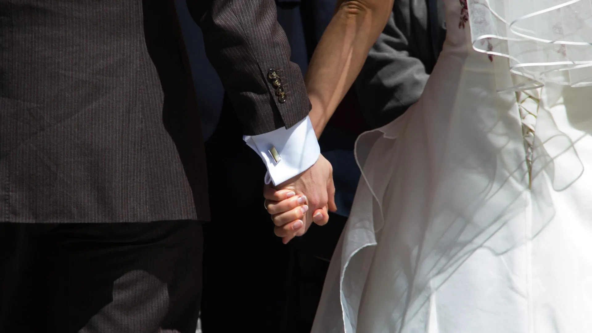 В Тюмени три девушки 15-ти лет и младше вышли замуж в 2022 году