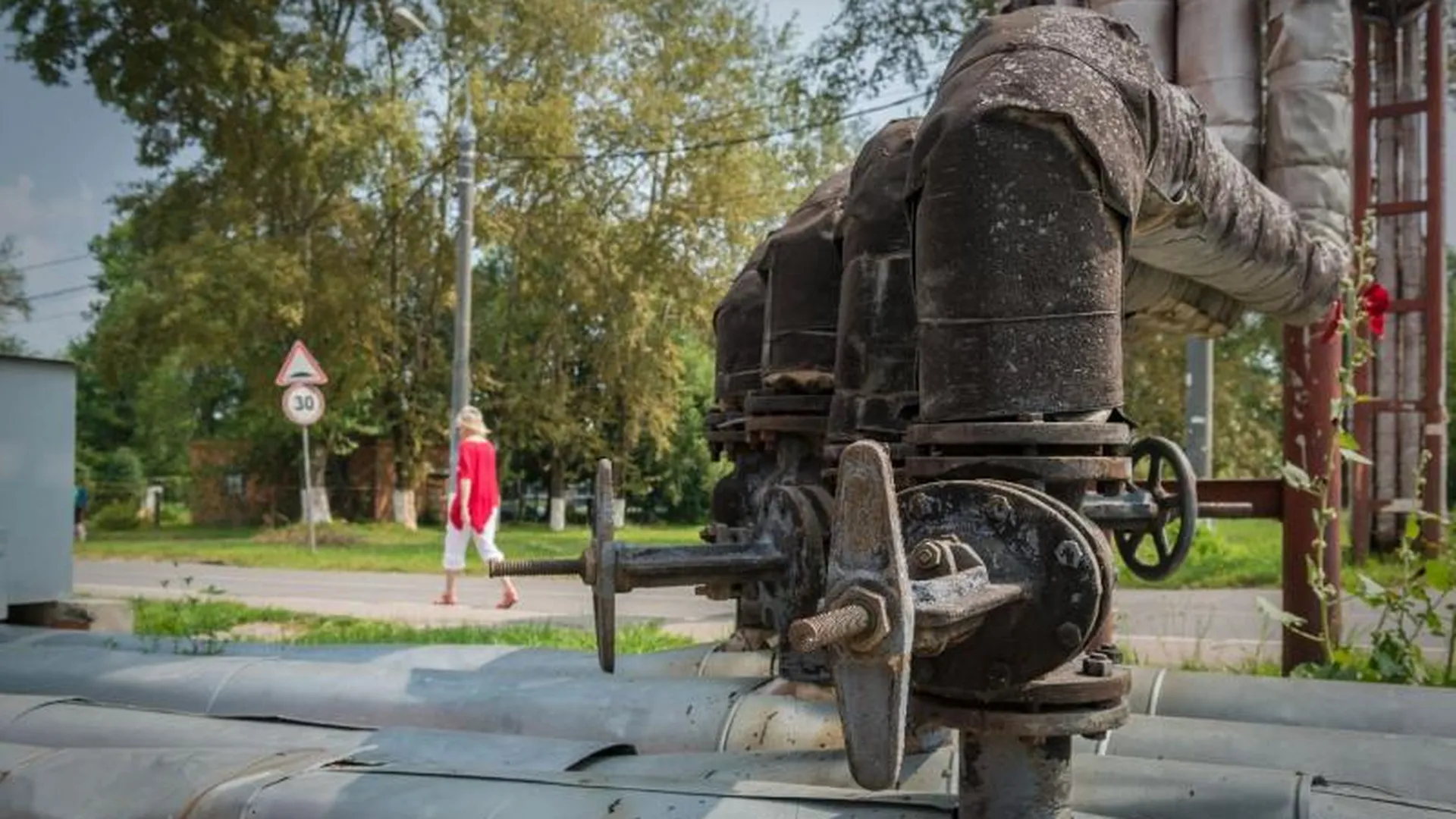 Жителям Домодедова отключили горячую воду 20 июля и не вернули до сих пор
