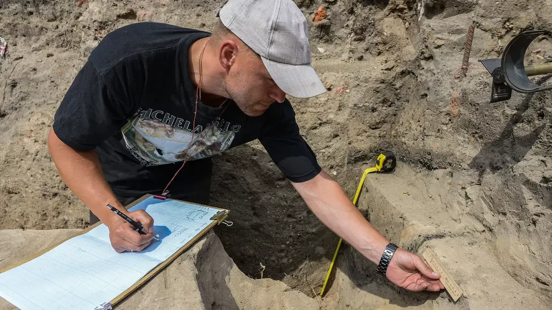 Археологи нашли в Москве почти девять тысяч уникальных находок