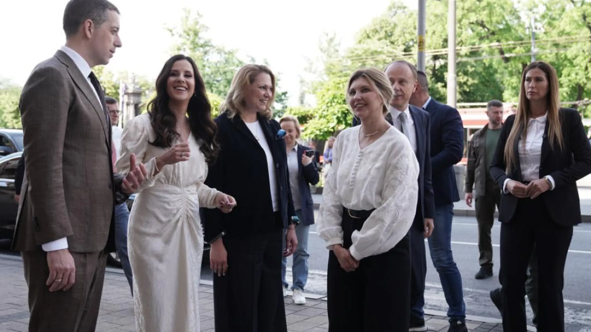 Жена президента Сербии Александра Вучича Тамара радушно приняла в Белграде Елену Зеленскую