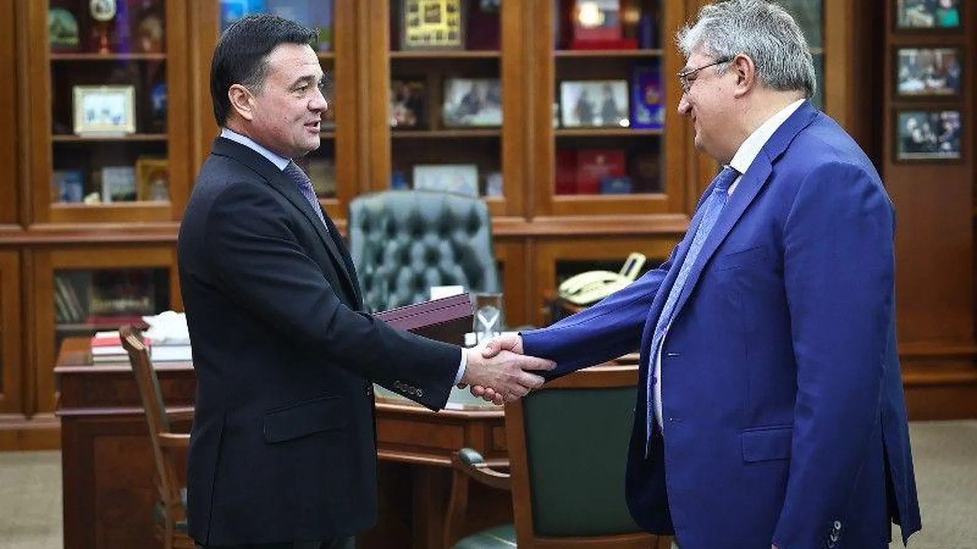 Губернатор обсудил с гендиректором ГК «Август» инвестпроекты для реализации в Черноголовке