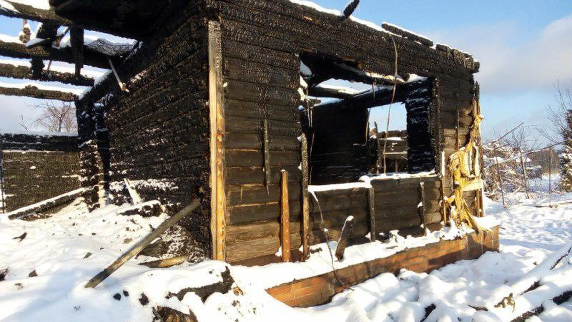 Москвичка спасла из горящего дома двух стариков