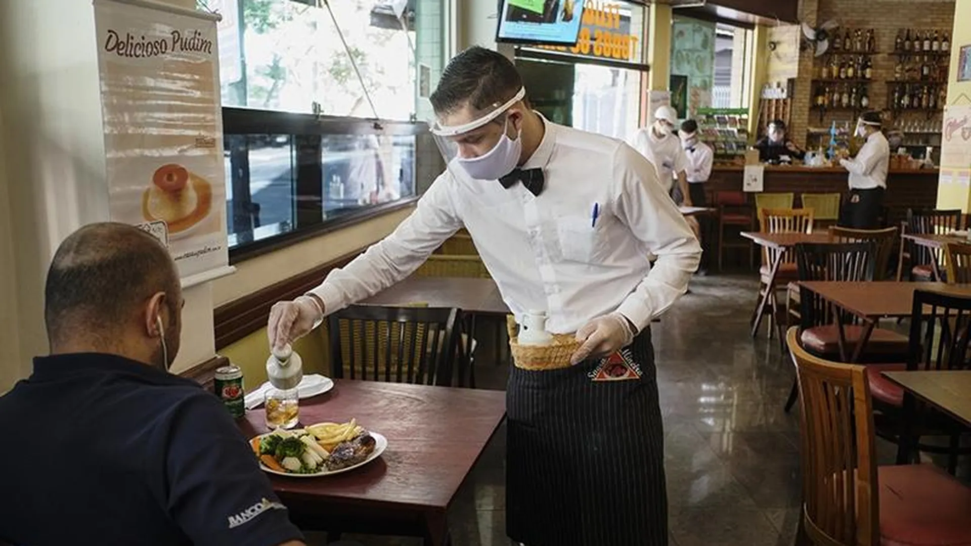 Вкусно и безопасно: кафе и рестораны Подмосковья готовятся к открытию после карантина