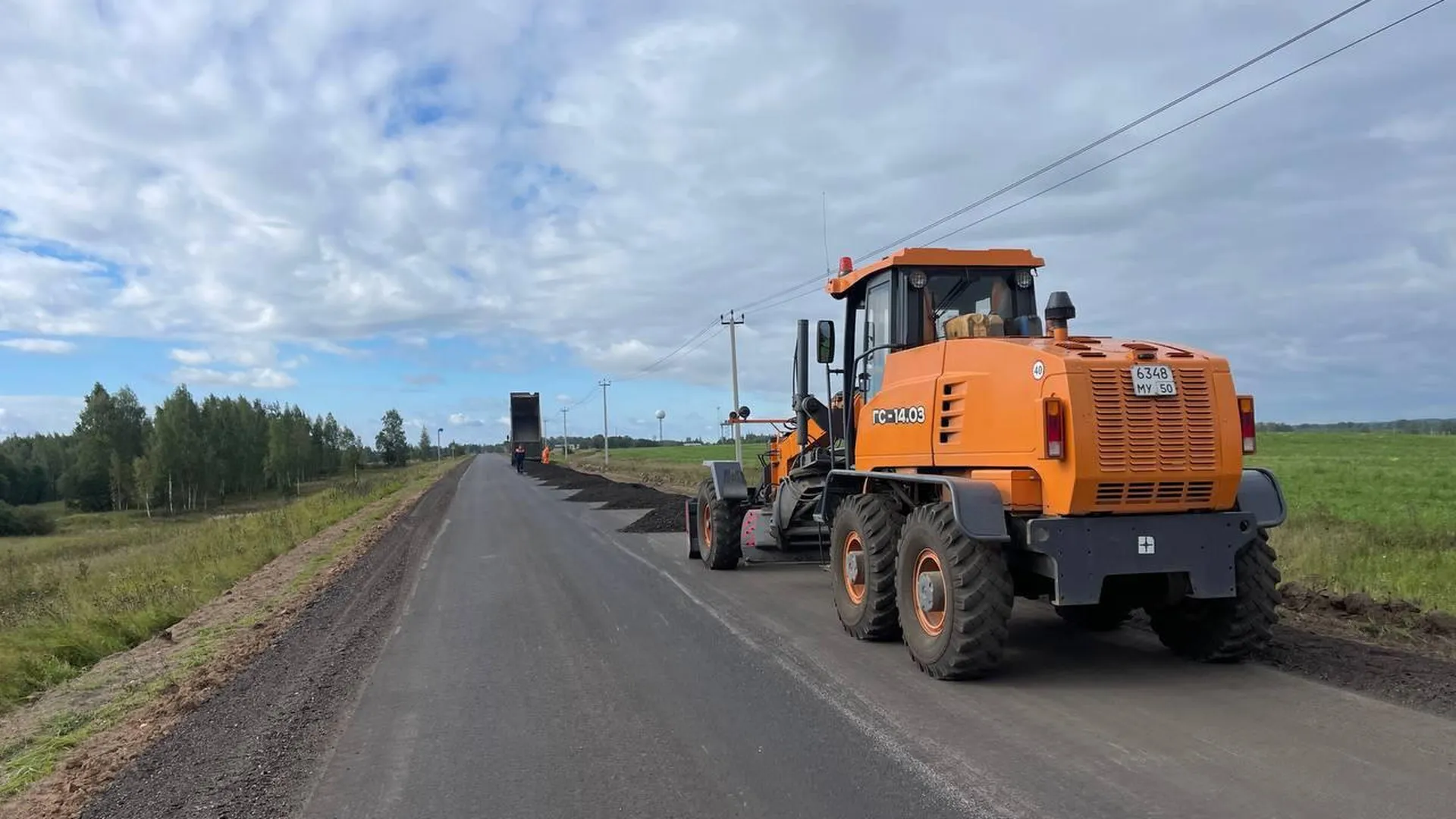 Свыше 10 километров дорог отремонтировали в Лотошине с начала года