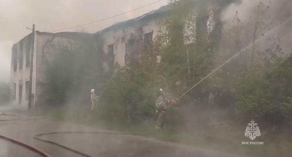 МЧС: пожар произошел в комплексе «Дом Баташева» в Рязанской области