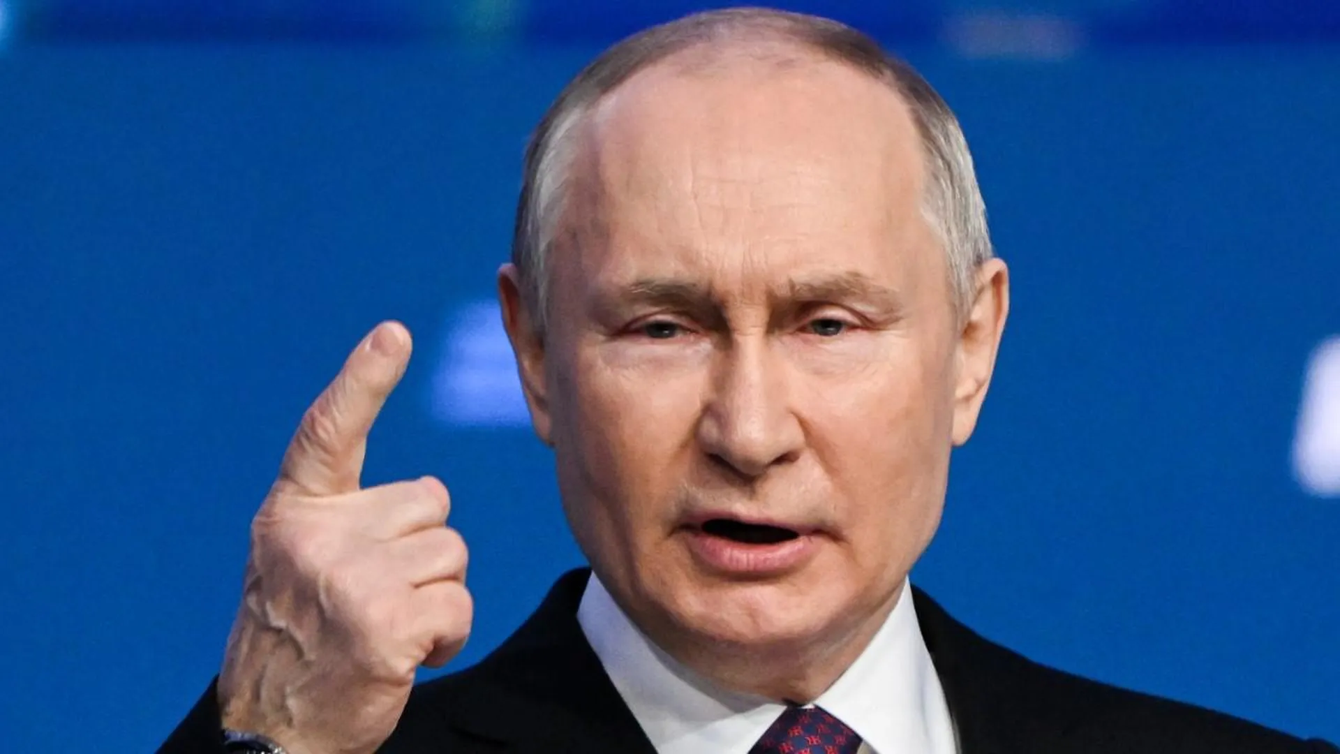 Путин объяснил, почему Россия сильнее Украины