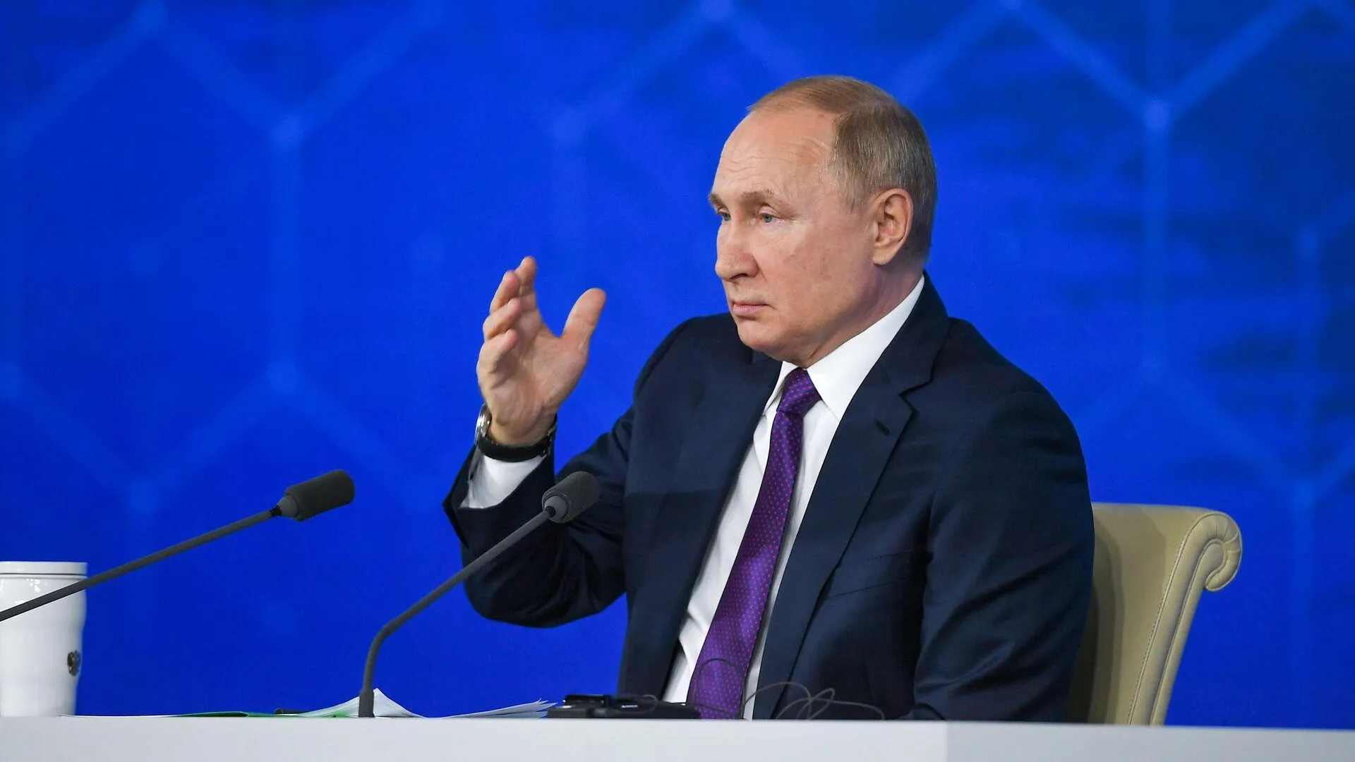 Володин посоветовал «обиженным» лидерам Европы извиниться перед Путиным