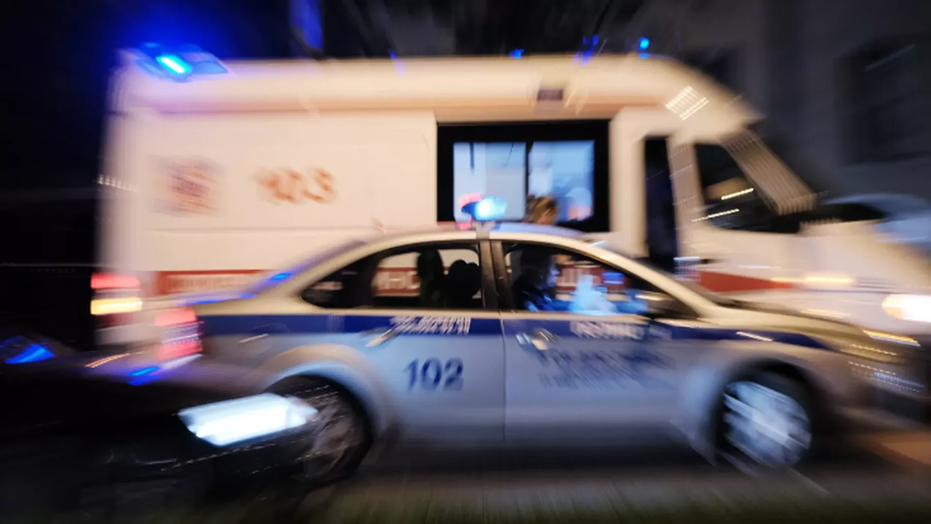 В Дагестане школьник пытался зарезать полицейского в машине