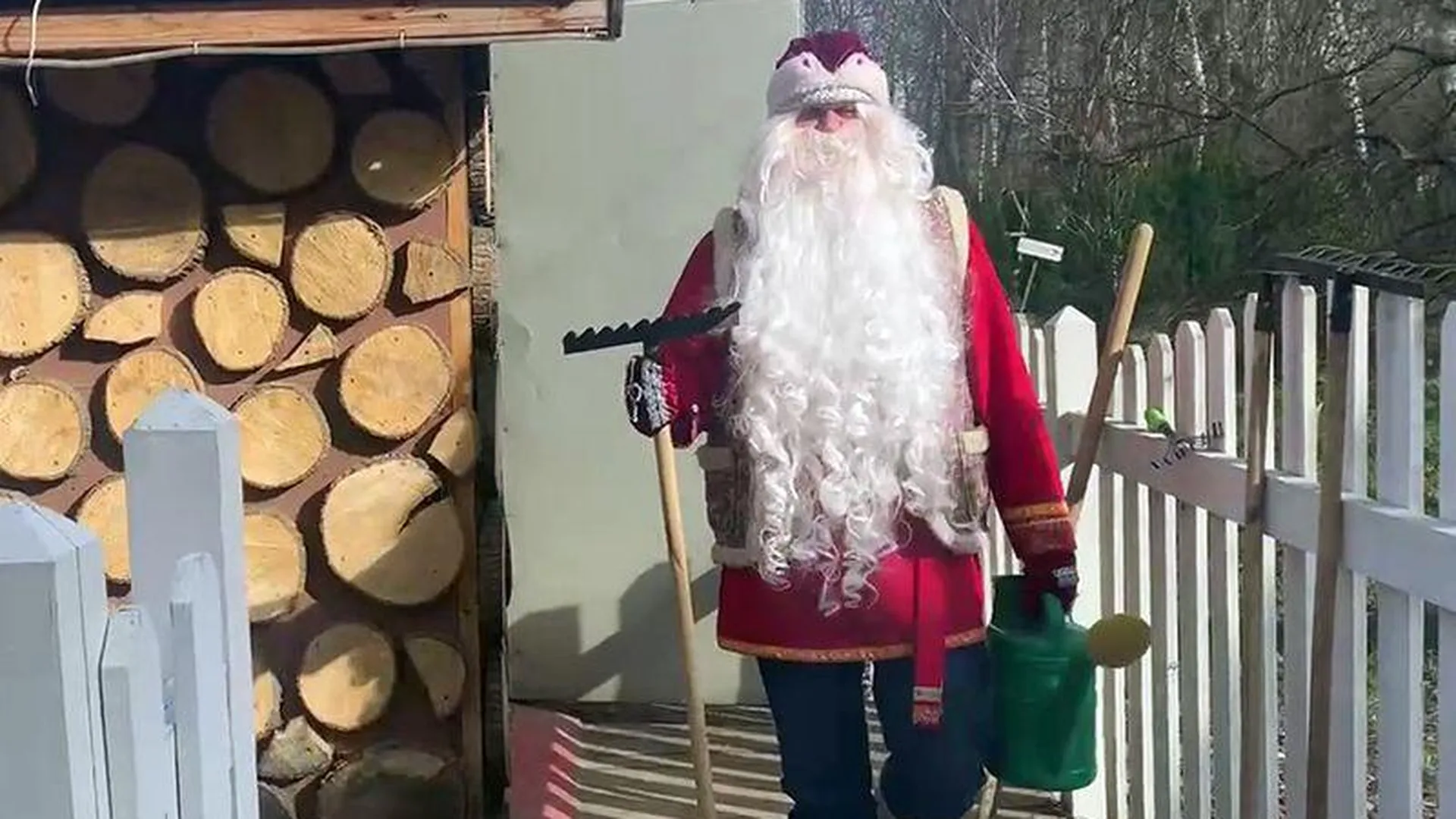 Дед Мороз откроет дачный сезон в Подмосковье