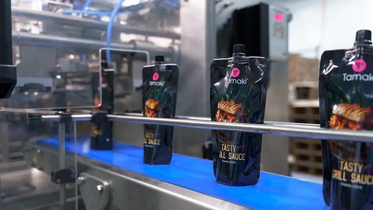 Производитель соусов из Подмосковья запустил новую линию по производству продукции в упаковке дой-пак