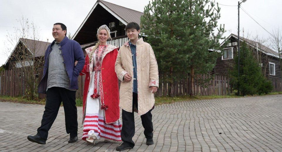 Более 200 гостей из других стран посетили эко-деревню в Солнечногорске