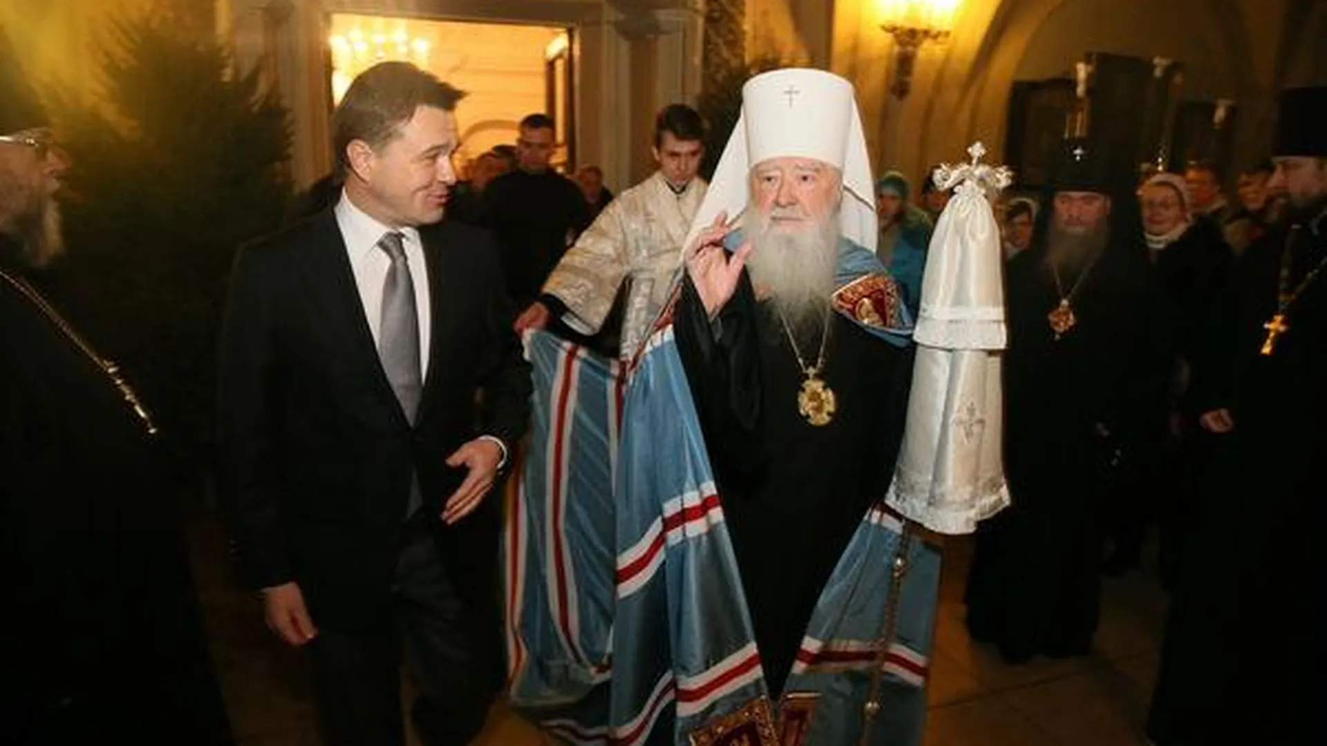 Губернатор и митрополит Ювеналий посетят Рождественскую елку в Чехове 