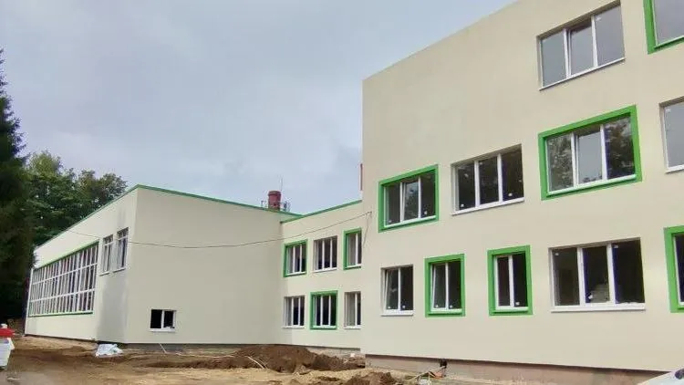 Капитальный ремонт Алабинской школы продолжается в подмосковном Наро-Фоминске