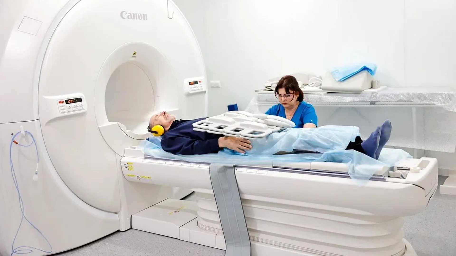 Новый аппарат МРТ заработал в поликлинике Мытищинской больницы