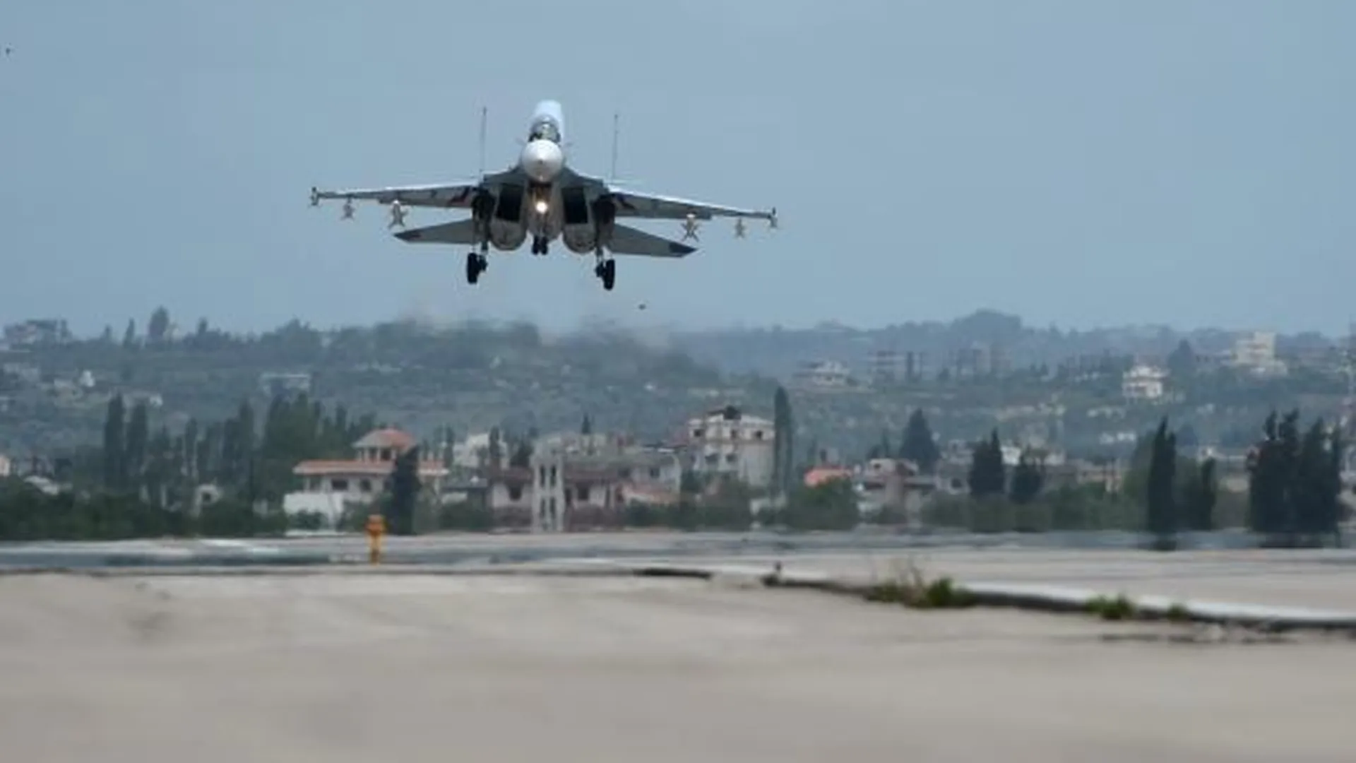 Беспилотник коалиции сблизился с самолетами России в Сирии