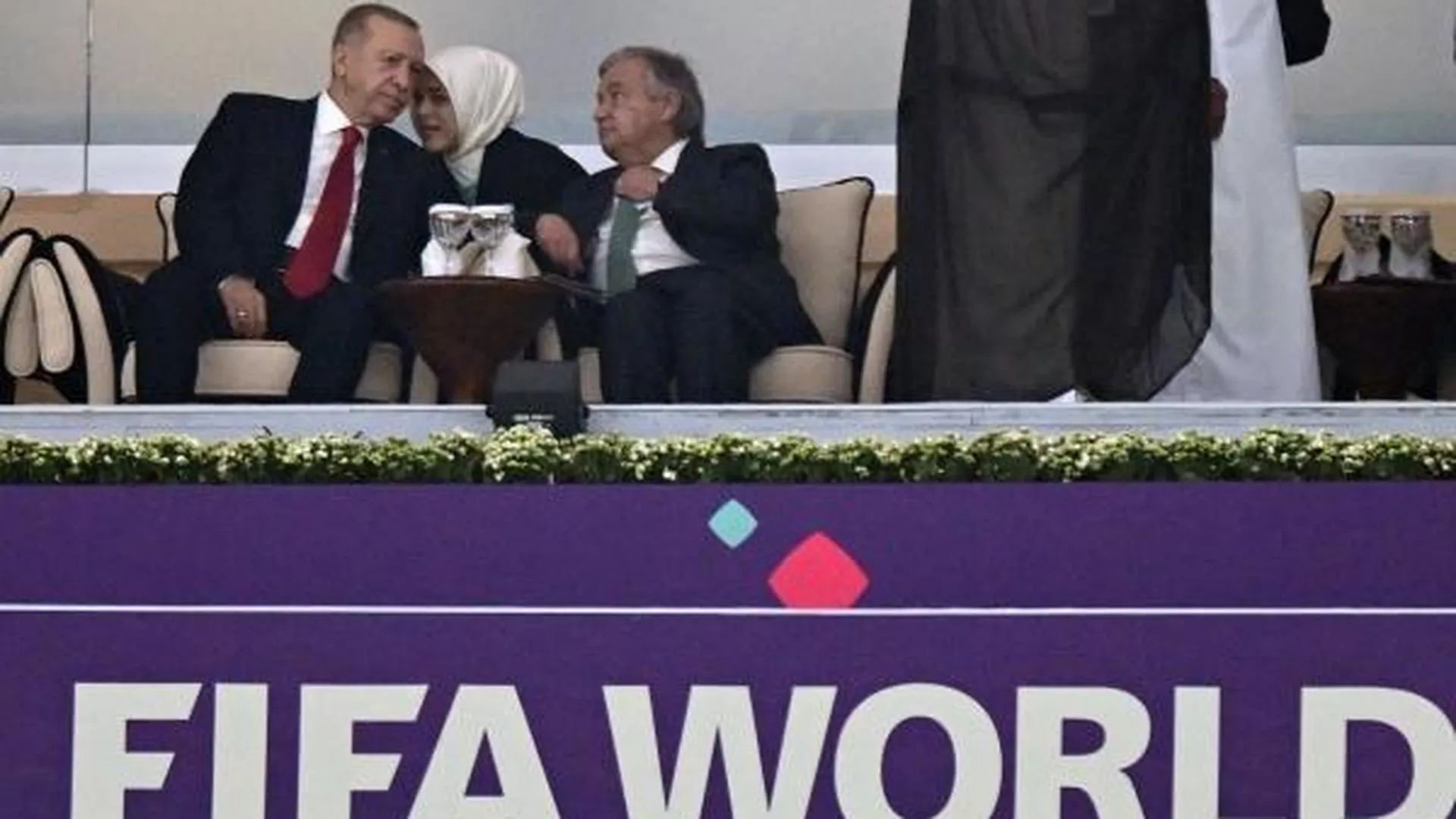 Президент Турции Реджеп Тайип Эрдоган (слева) и генеральный секретарь Организации объединенных наций (ООН) Антониу Гутерриш