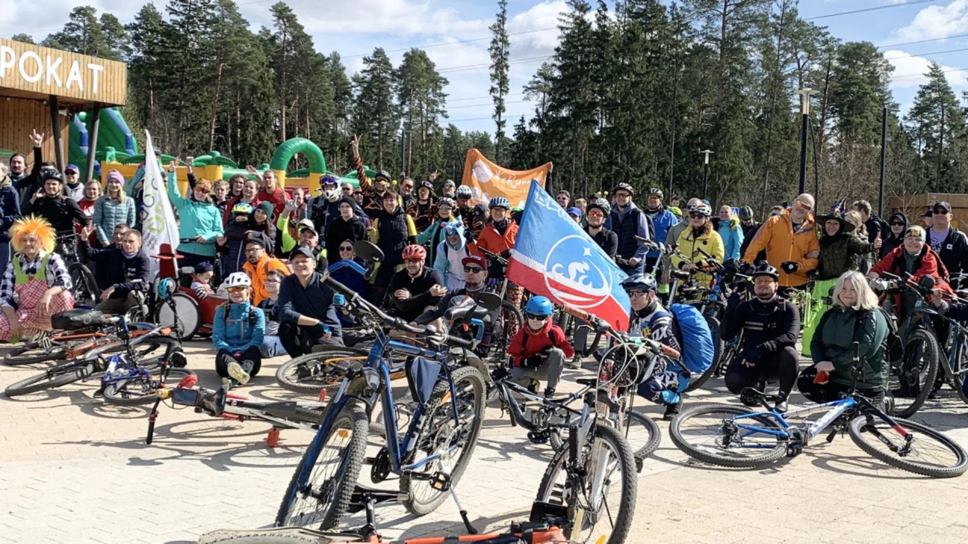 Велопробег в честь открытия сезона организовали велолюбители из подмосковной Балашихи