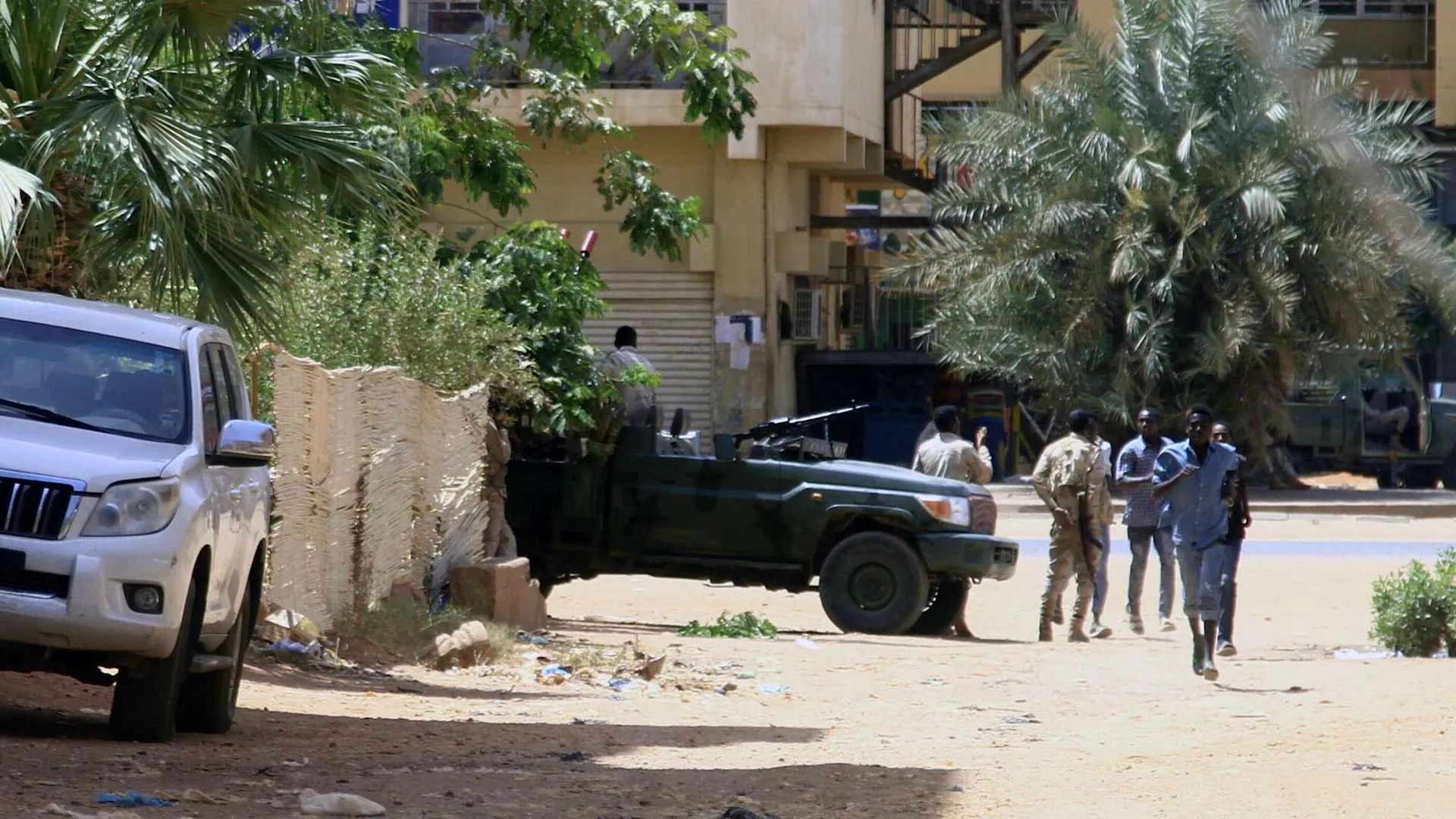 На посла Евросоюза в Судане напали в резиденции дипломата