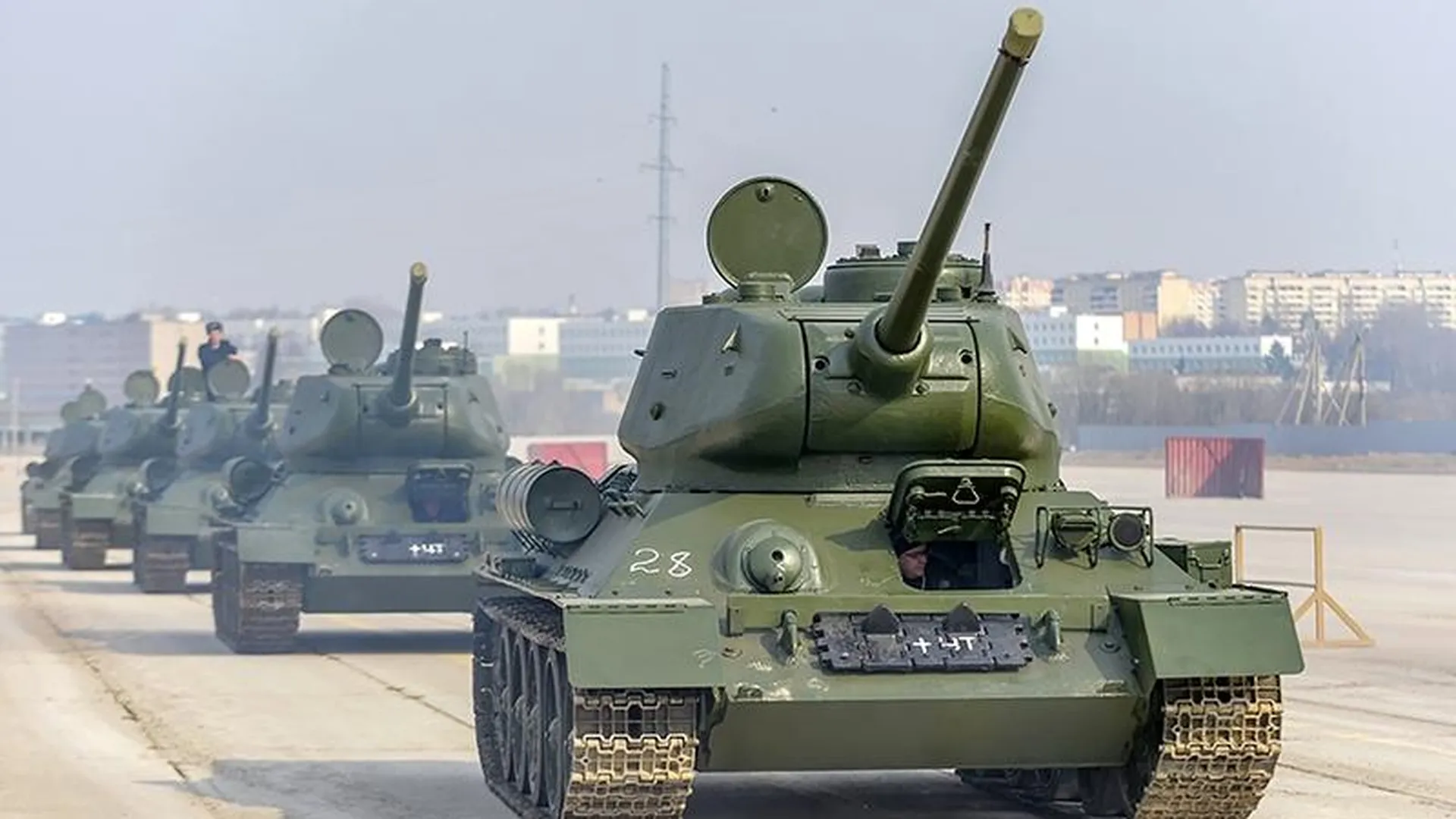 Первые танковые тренировки Парада Победы прошли в Подмосковье