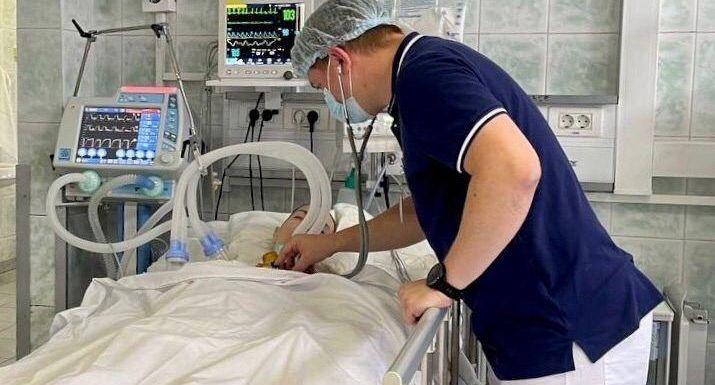 Упавшего с 13-го этажа мужчину спасли в больнице в Видном