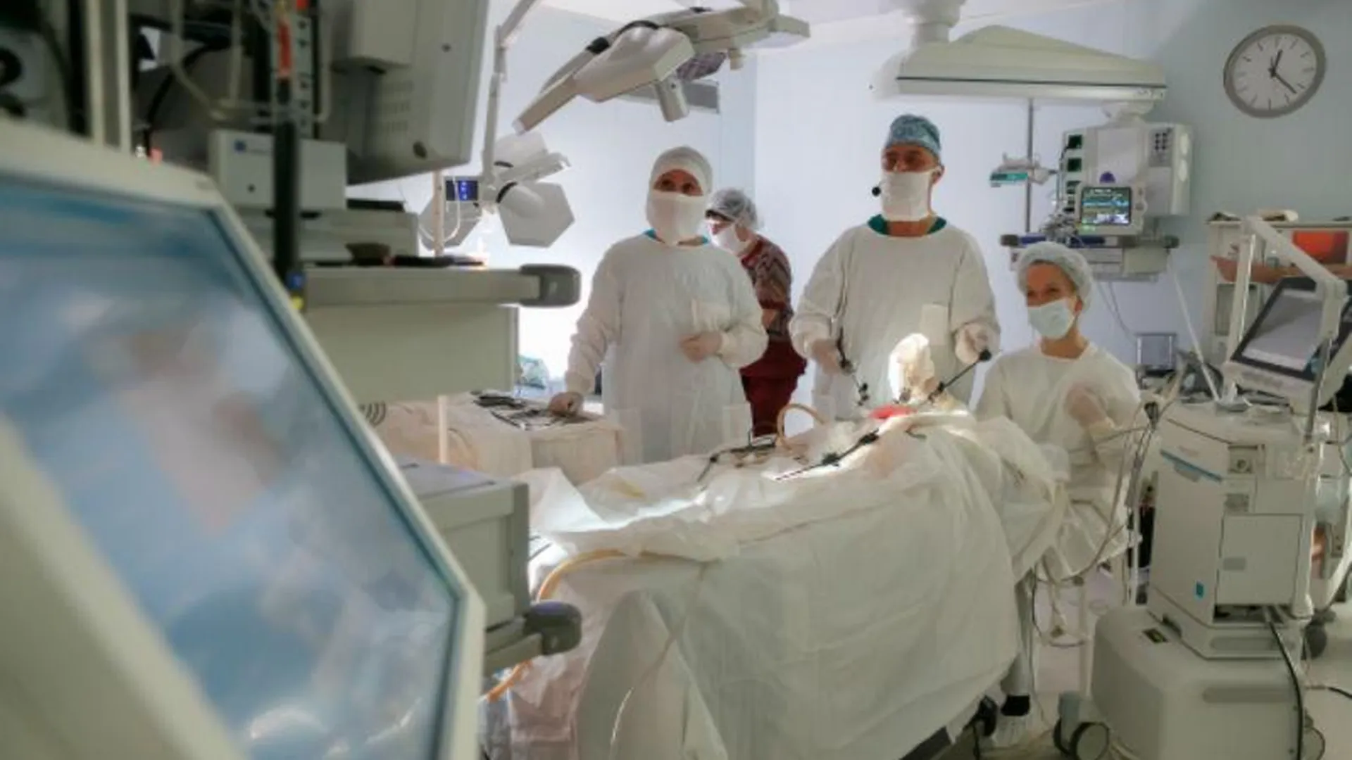 Средняя зарплата врачей в Подмосковье превысит 70 тысяч рублей в 2017 году