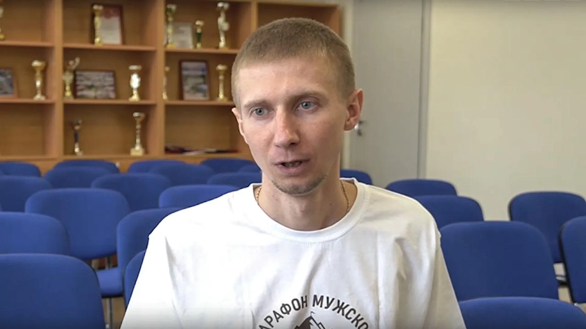 Сотрудник ФНС рассказал, как кормил жителей Донецка, рискуя жизнью
