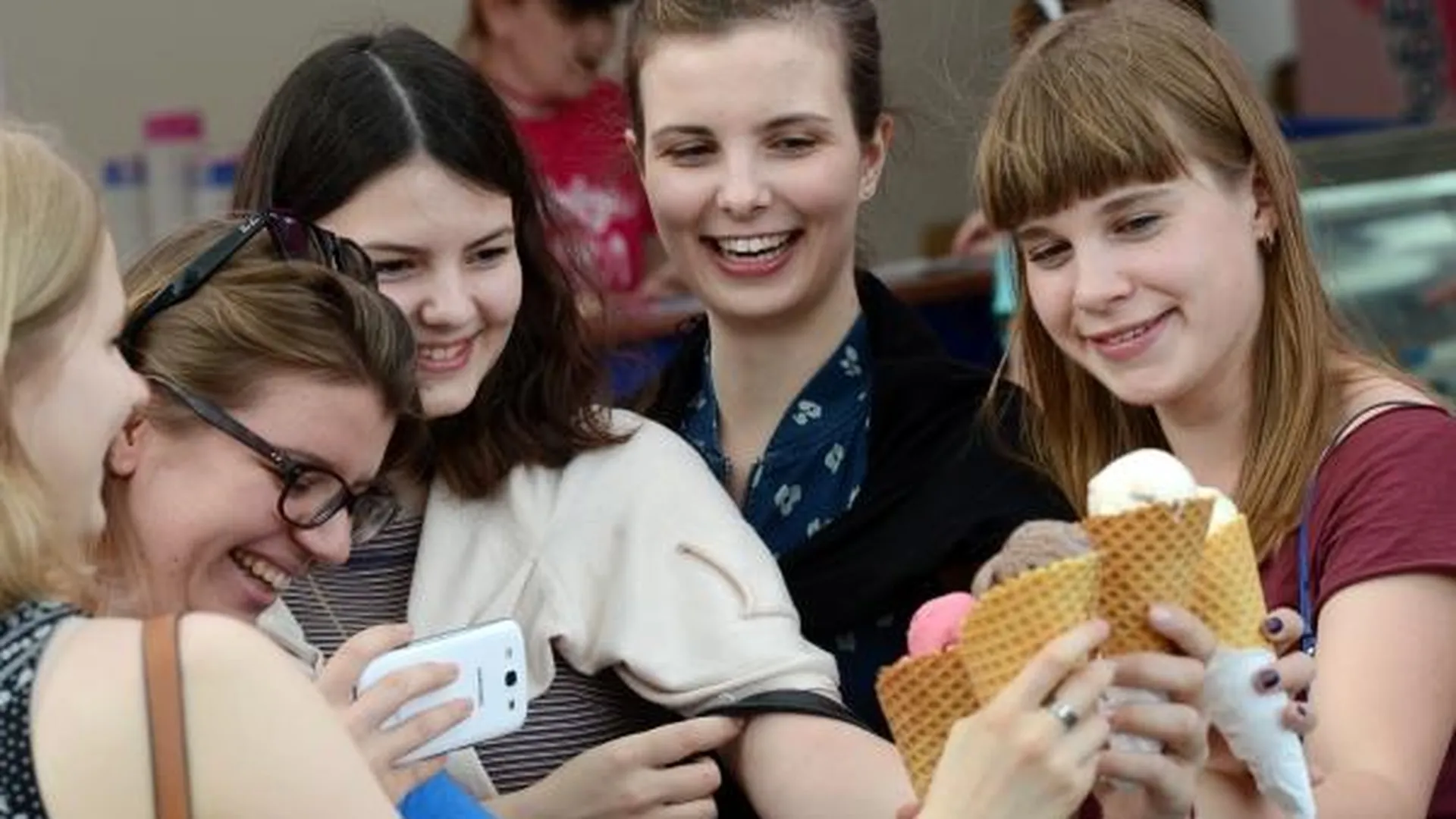Мороженое из халвы, зеленого чая и картошки представят на фестивале в Москве
