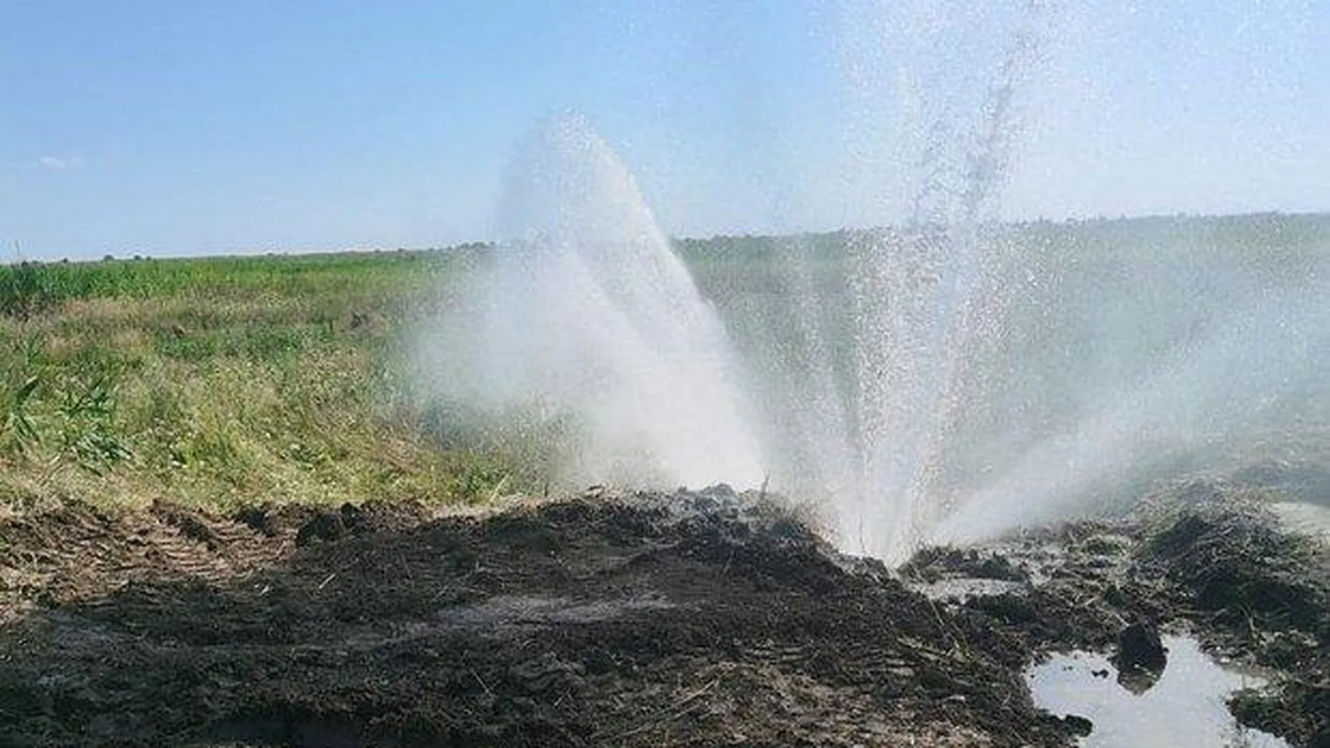 Власти опровергли информацию о диверсии на водопроводе в Ростовской области