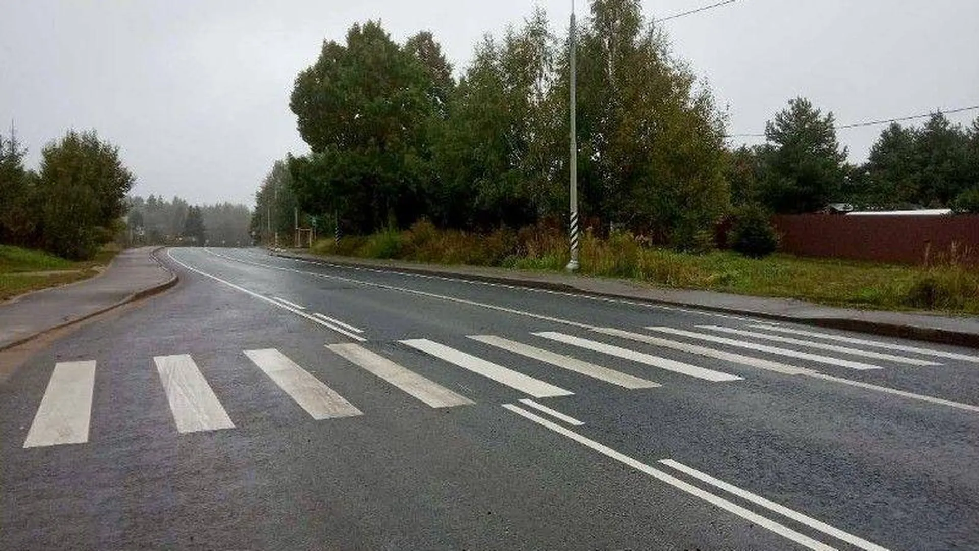 Более 20 километров Рогачевского шоссе отремонтировали в подмосковном Дмитрове