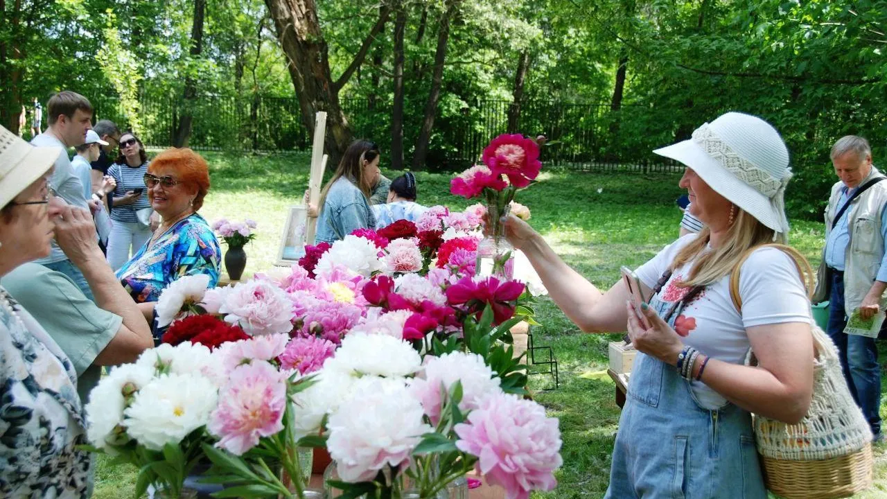 Фестиваль цветов «Пиономания» во второй раз пройдет в Ленинском округе
