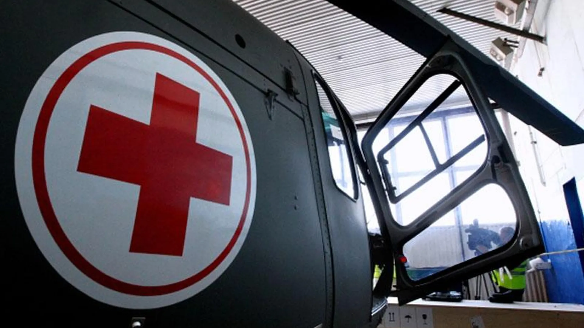 За ребенком, пострадавшим в ДТП в Москве, вылетел вертолет