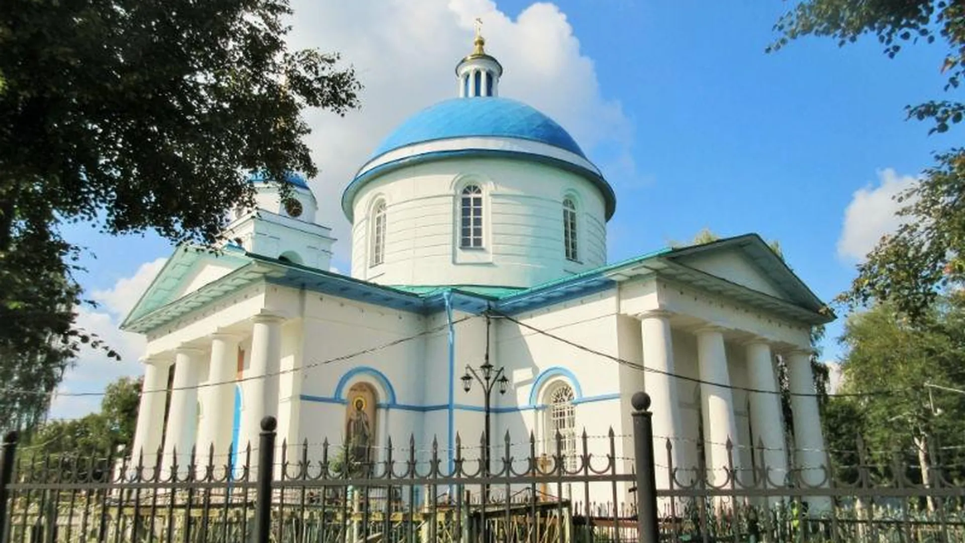 Казанский храм в Иванисово