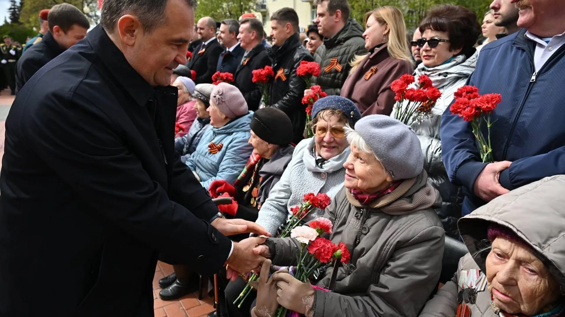 Депутат Мособлдумы Брынцалов поздравил жителей Балашихи с 9 Мая