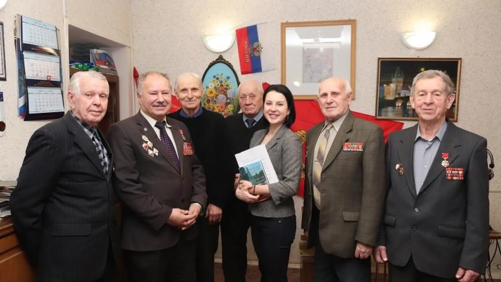 Ирина Слуцкая поздравила Совет ветеранов Черноголовки