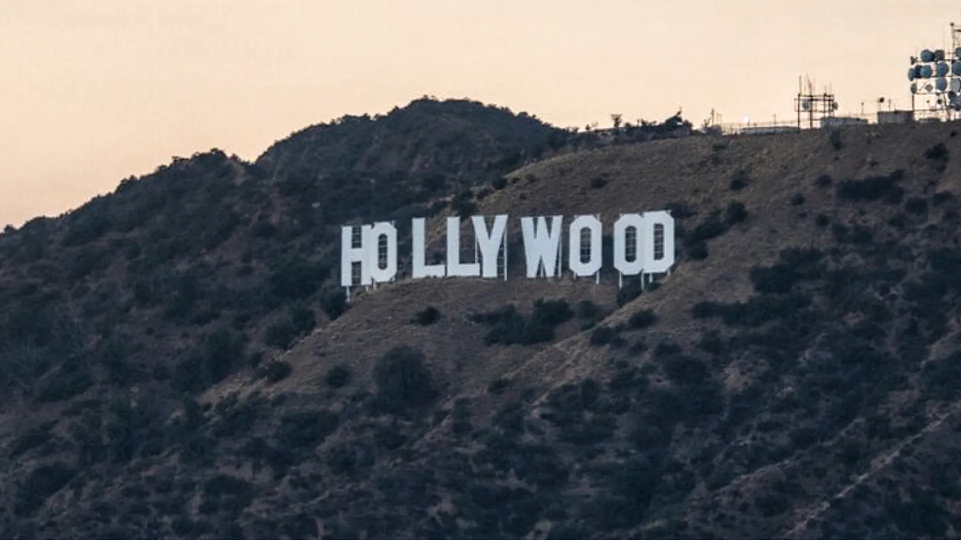 «Кино потеряет душу»: выяснилось, почему Голливуд бунтует против нейросетей