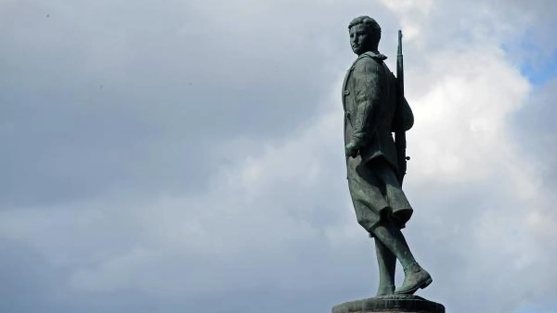 Памятник Зое Космодемьянской в Тамбове